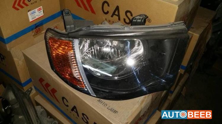 ضوء امامي يمين شمال ميتسوبيشي L200 2009 