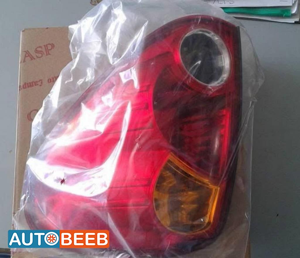 ضوء خلفي يمين شمال ميتسوبيشي L200 2010 2011 2012