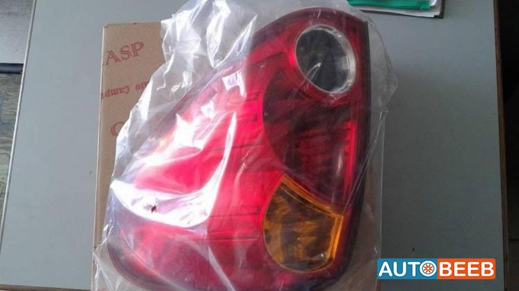 ضوء خلفي يمين شمال ميتسوبيشي L200 2010 2011 2012