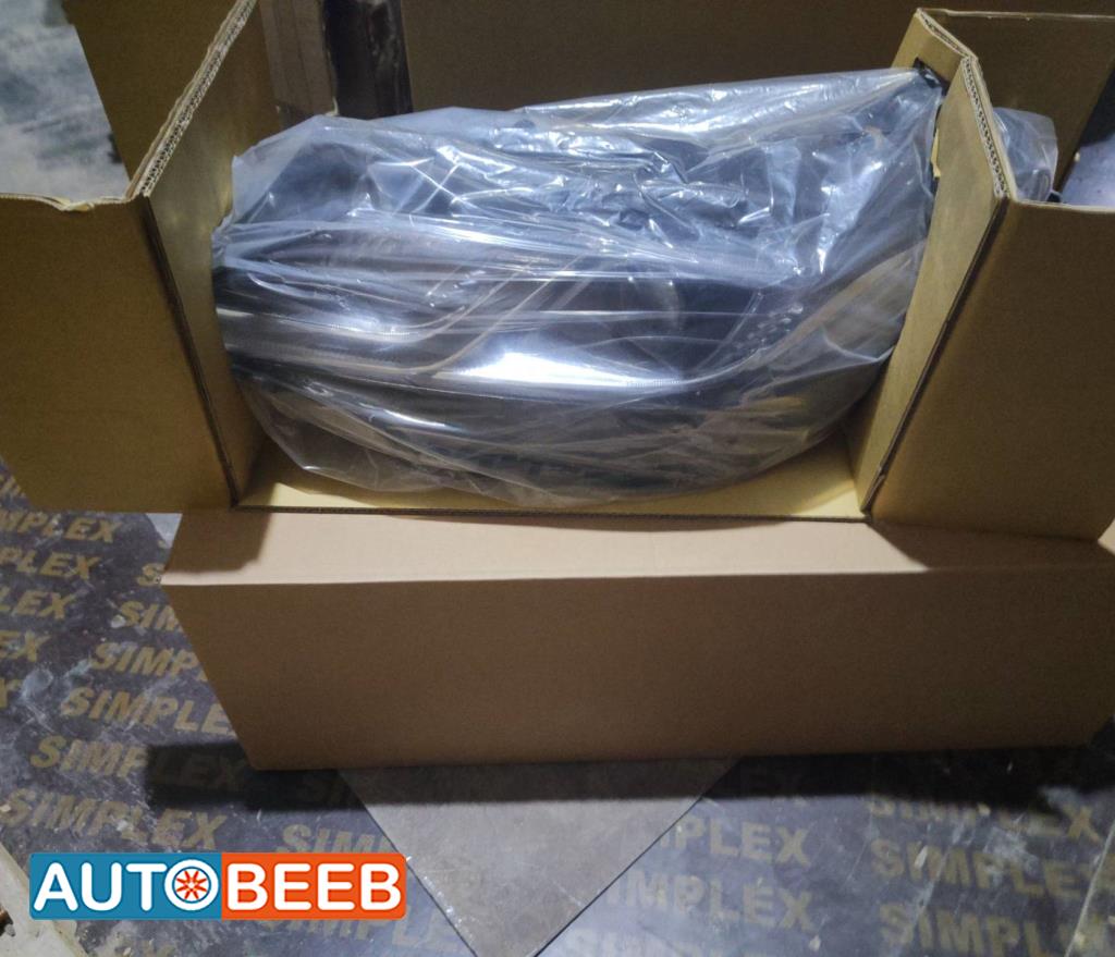 ضوء امامي يمين شمال تويوتا كامري 2018 2019