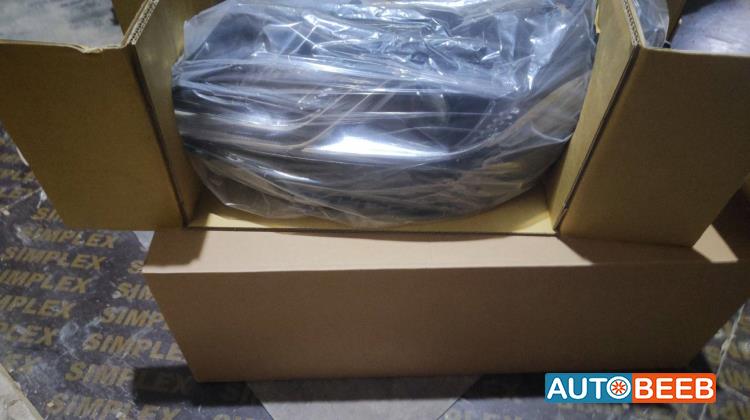 ضوء امامي يمين شمال تويوتا كامري 2018 2019