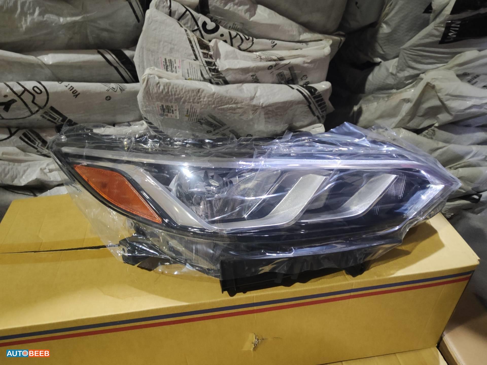 Lights Front light Nissan Sentra