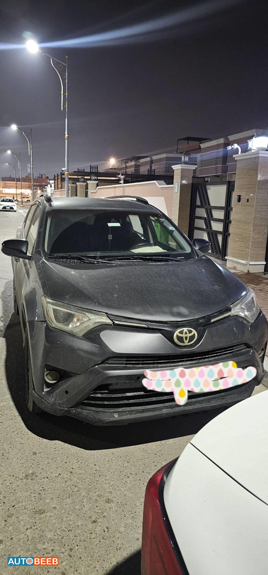 تويوتا راف فور 2018