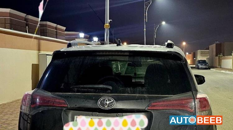 تويوتا راف فور 2018