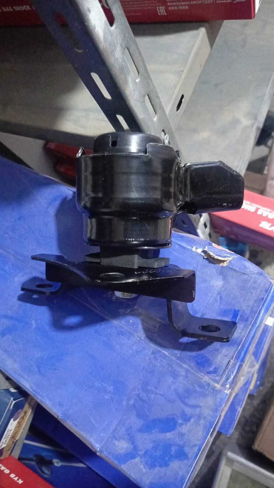 قاعدة محرك يمين فورد فيوجن 2013 2014 2014 2020 2022