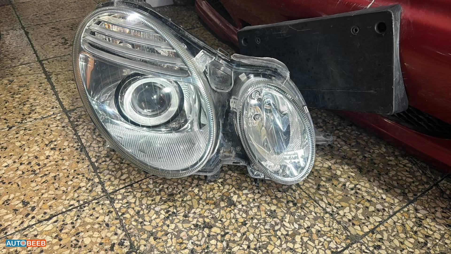 ضوء امامي يمين شمال مرسيدس E200 2009