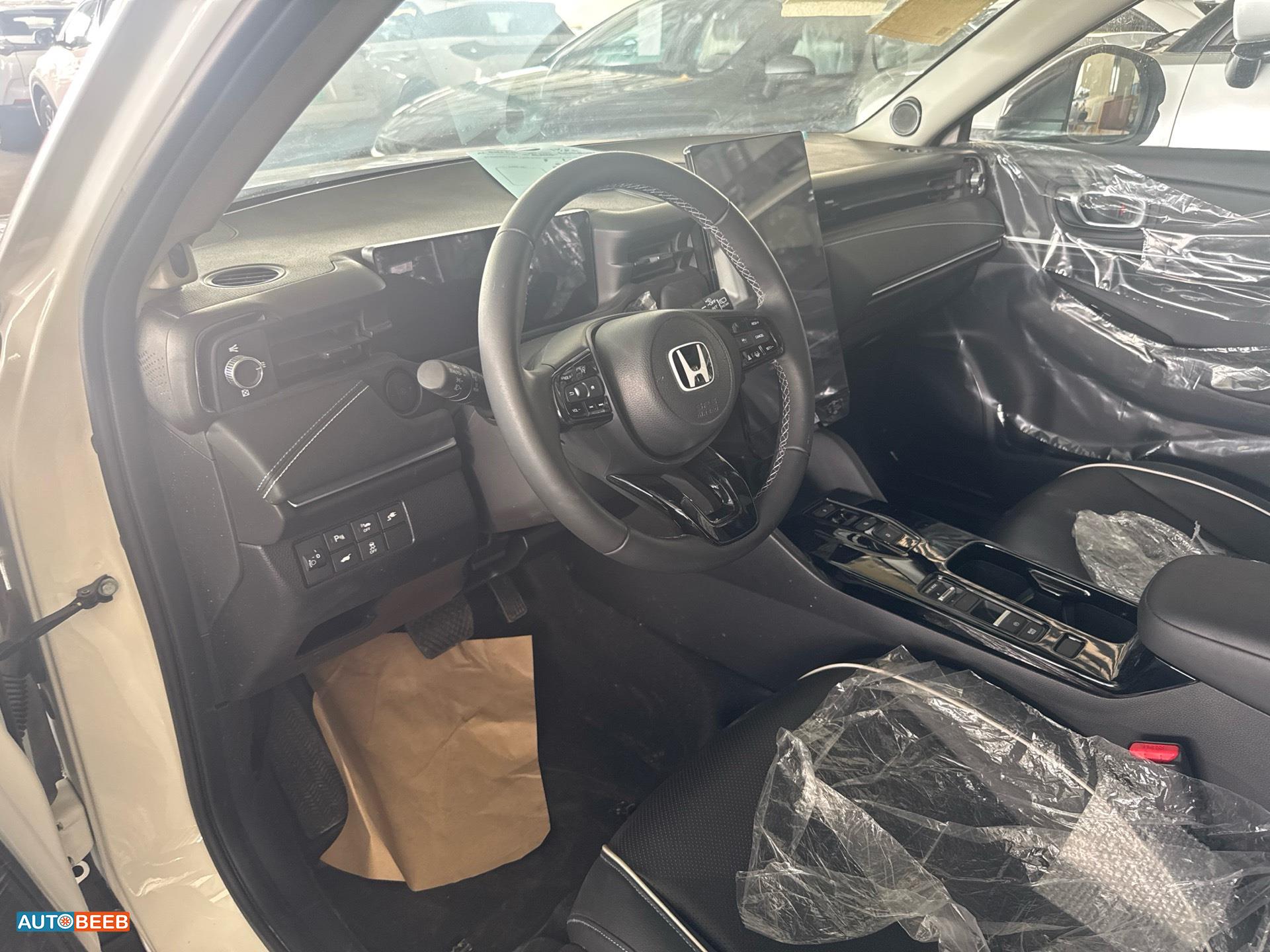 هوندا e:NS1 2023