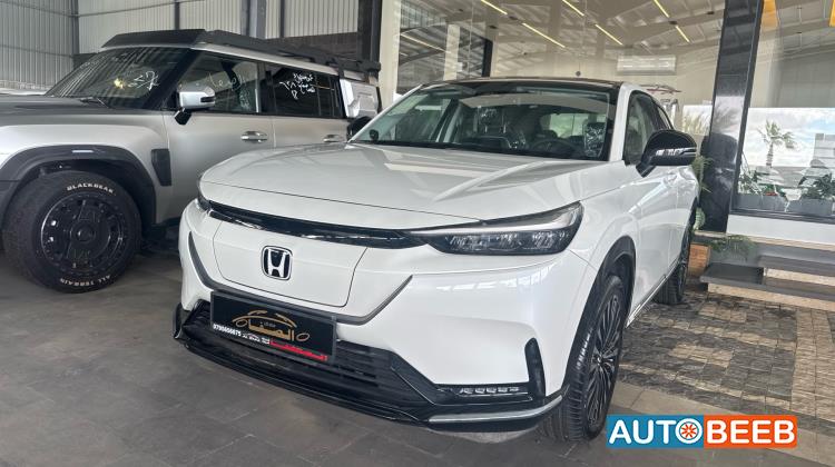 هوندا e:NS1 2023