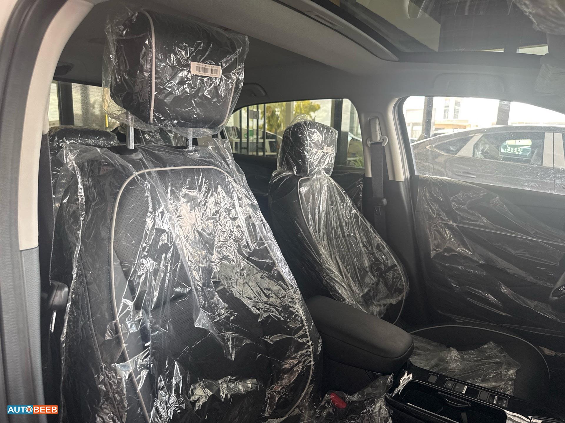 هوندا e:NS1 2023