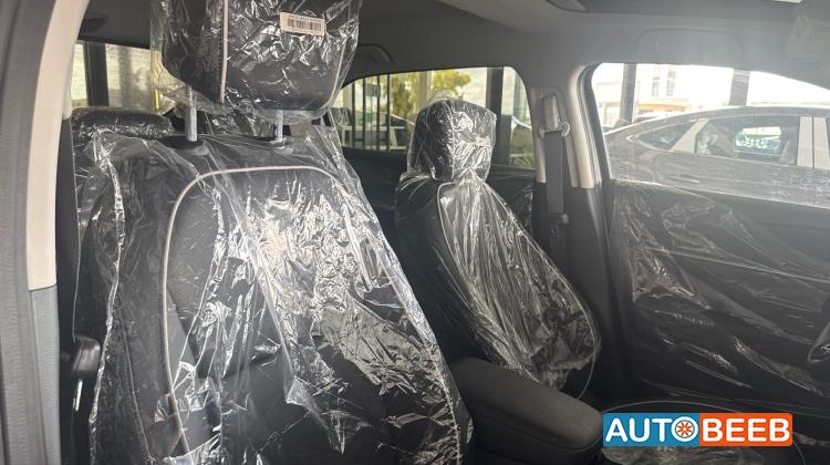 هوندا e:NS1 2023