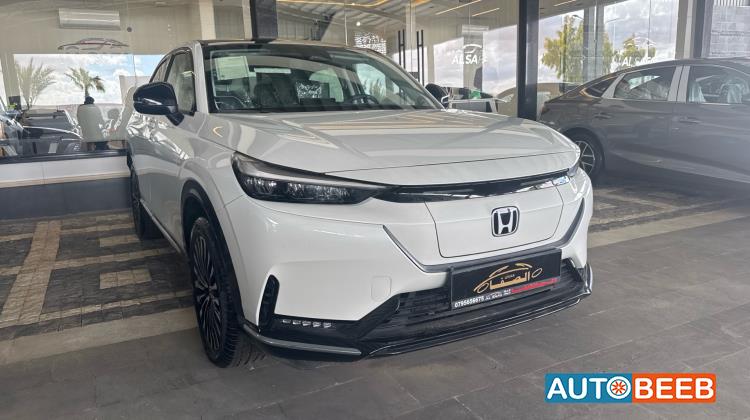 هوندا e:NS1 2023