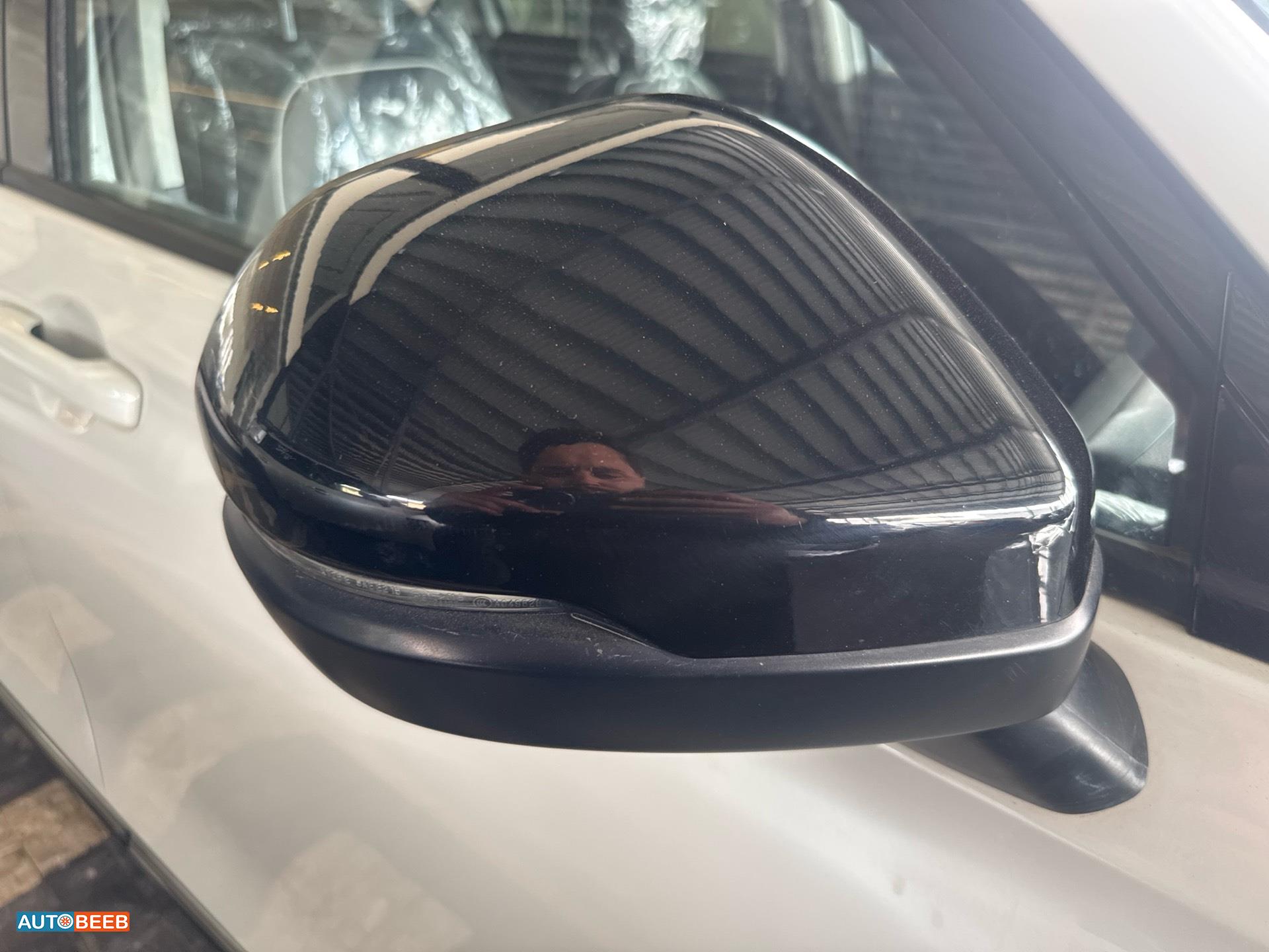 هوندا e:NS1 2023