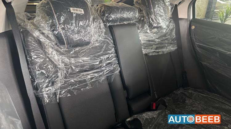 هوندا e:NS1 2023