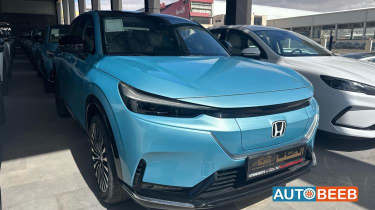 هوندا e:NS1 2023