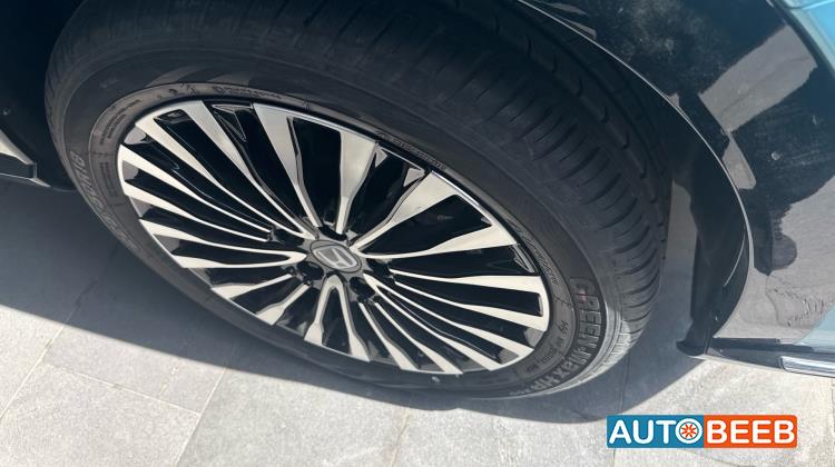 هوندا e:NS1 2023