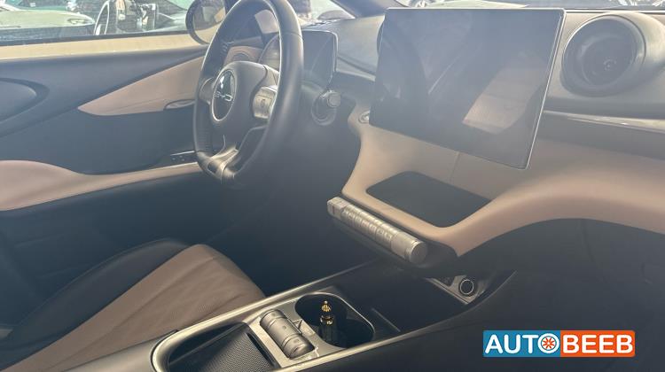 بي واي دي دولفين 2023