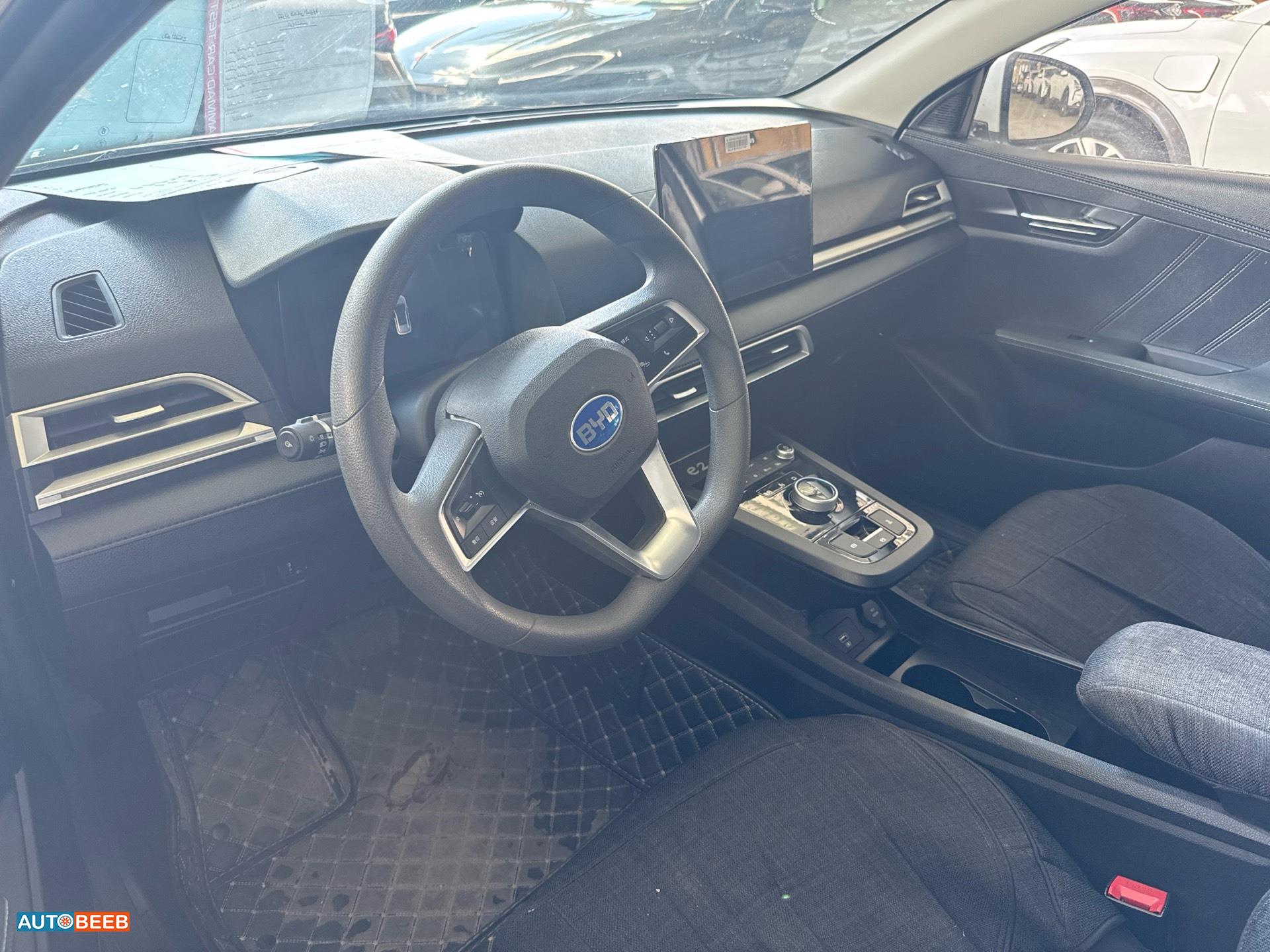 بي واي دي E2 2022