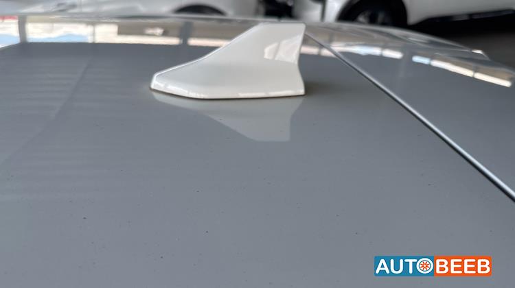 بي واي دي E2 2022