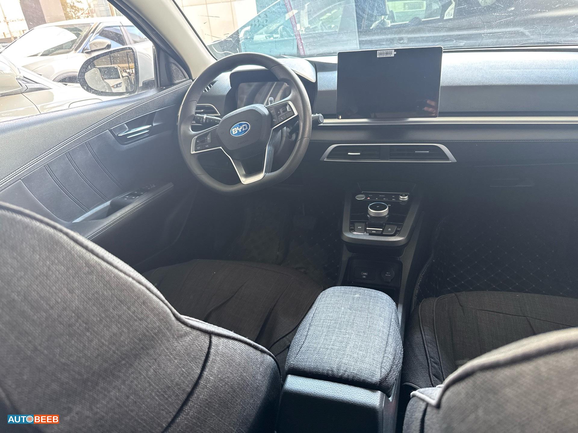 بي واي دي E2 2022