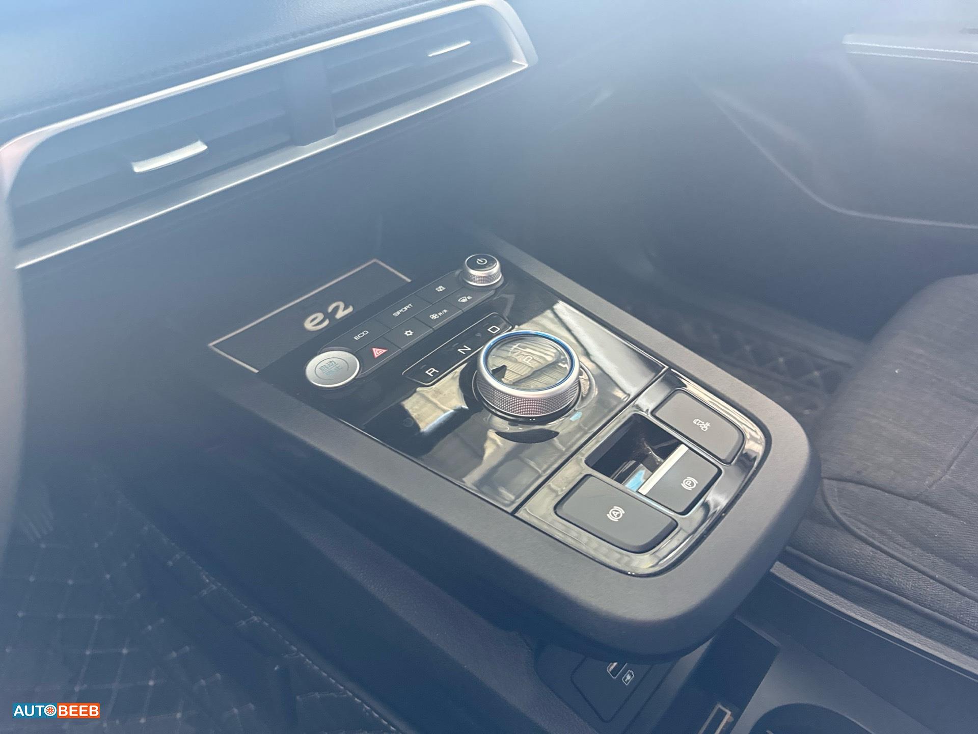 بي واي دي E2 2022