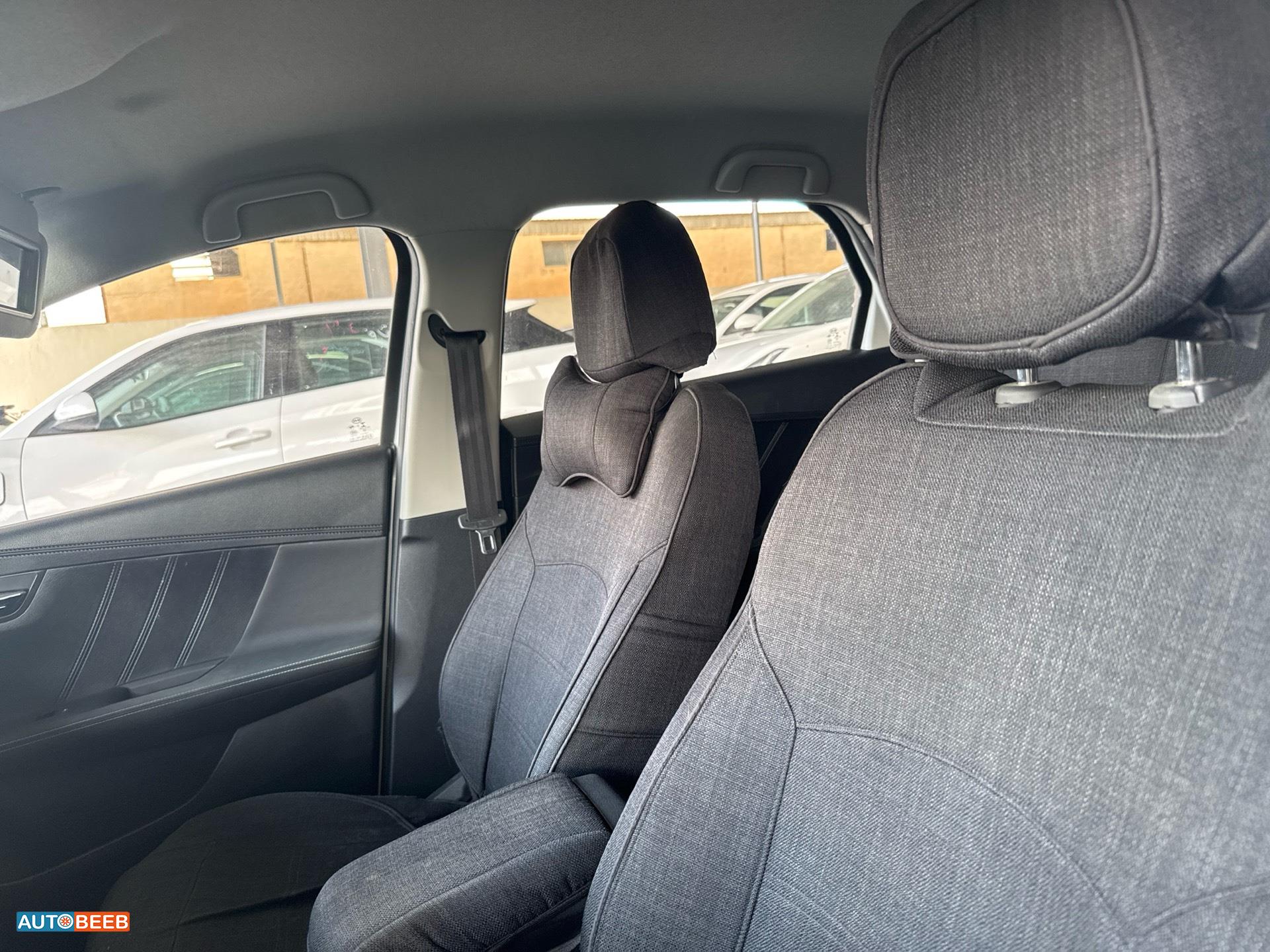 بي واي دي E2 2022