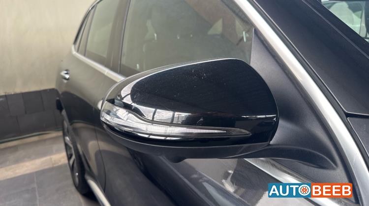 Mercedes Benz EQC400 2020