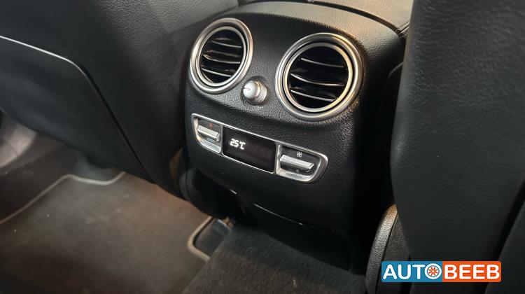 Mercedes Benz EQC400 2020