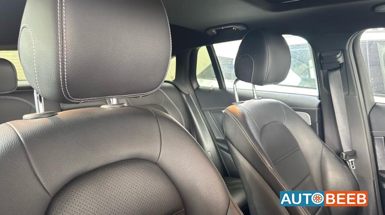 Mercedes Benz EQC400 2020