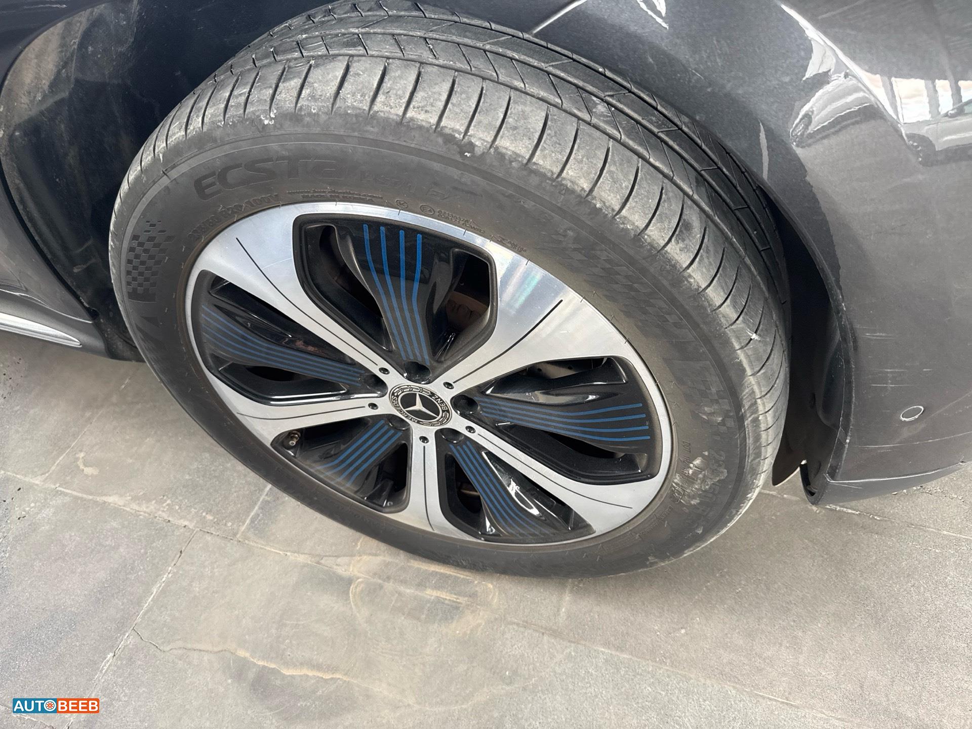 Mercedes Benz EQC400 2020