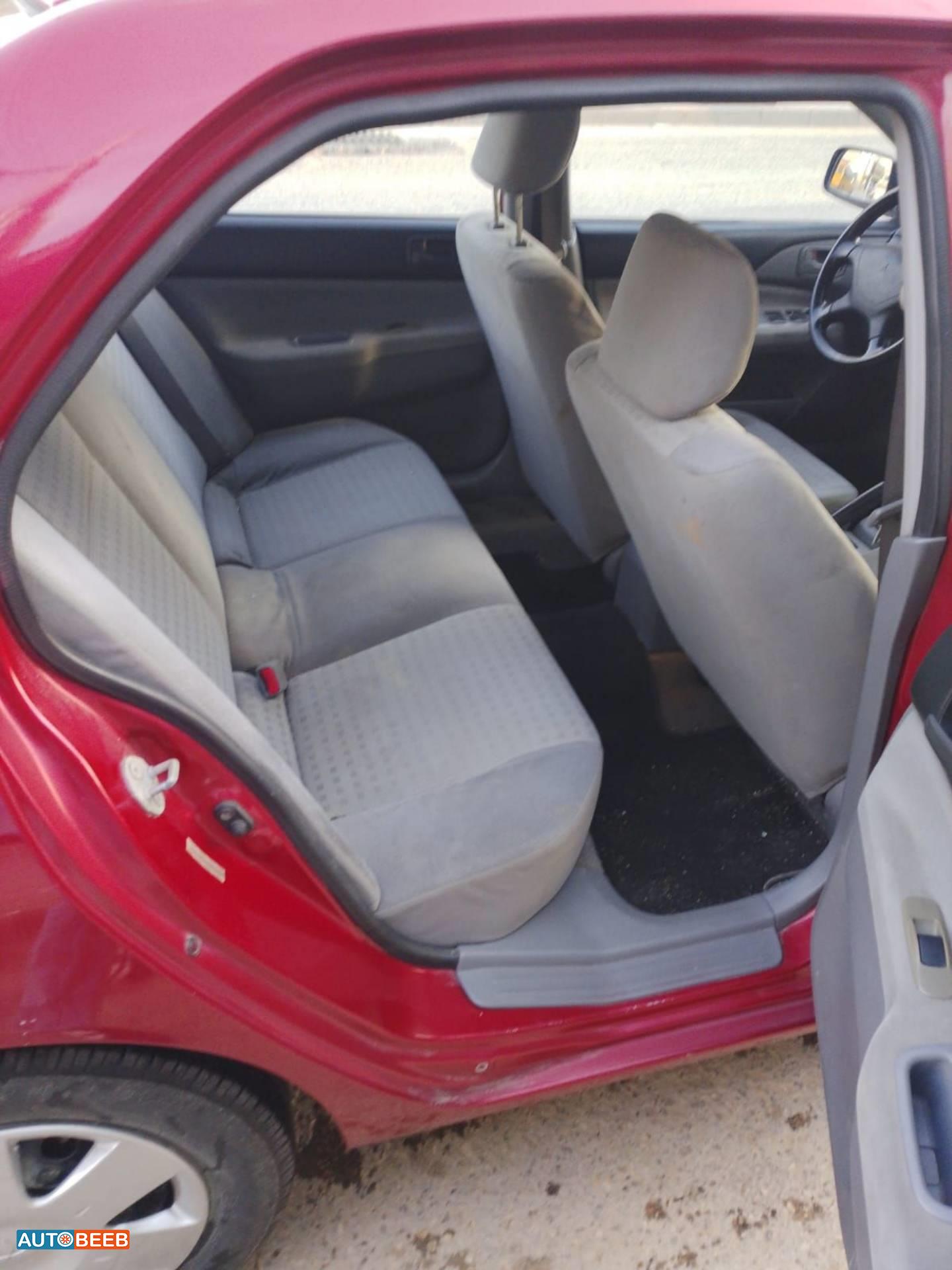 ميتسوبيشي لانسر 2004