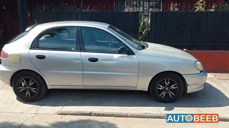 دايو لانوس 2002