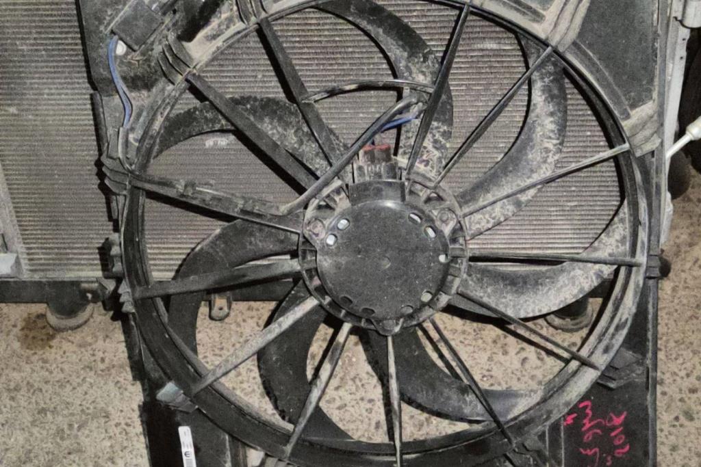 مروحه روديتر جيب جراند شيروكي 2017 2018