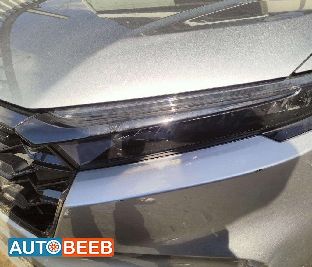 ضوء امامي يمين شمال هوندا cr v 2025