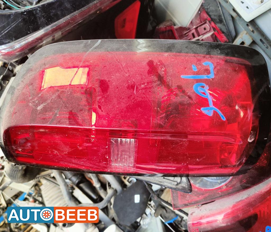 ضوء خلفي يمين شمال شيفروليه تاهو 2020 2021