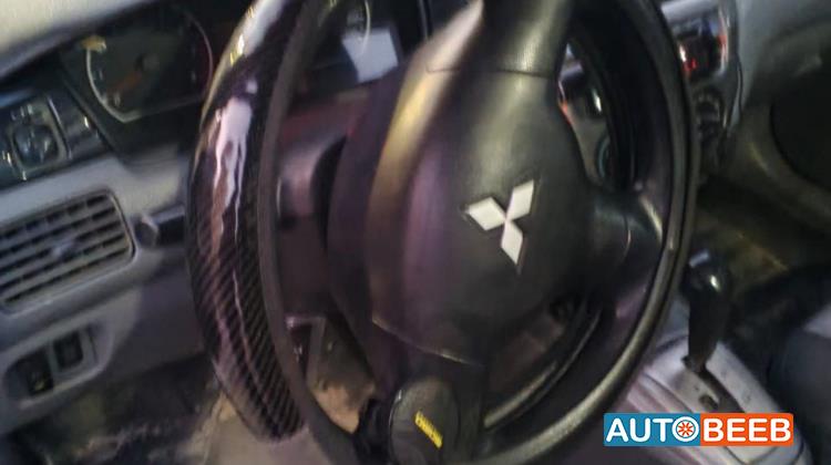 ميتسوبيشي لانسر 2011