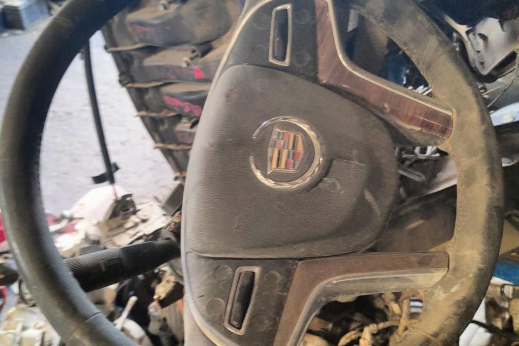 ستيرنج كاديلاك اس تي اس 2008 2009