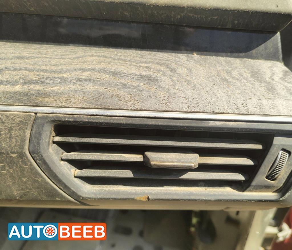 هواية مكيف  اودي e ترون 2024