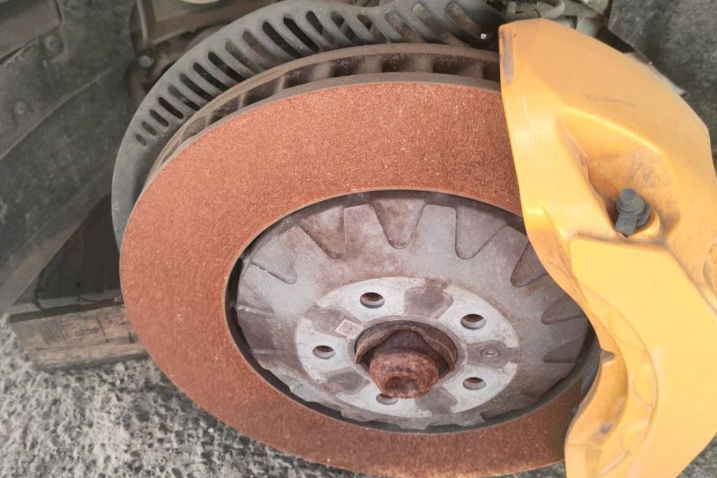 هب عجل اودي e ترون 2024