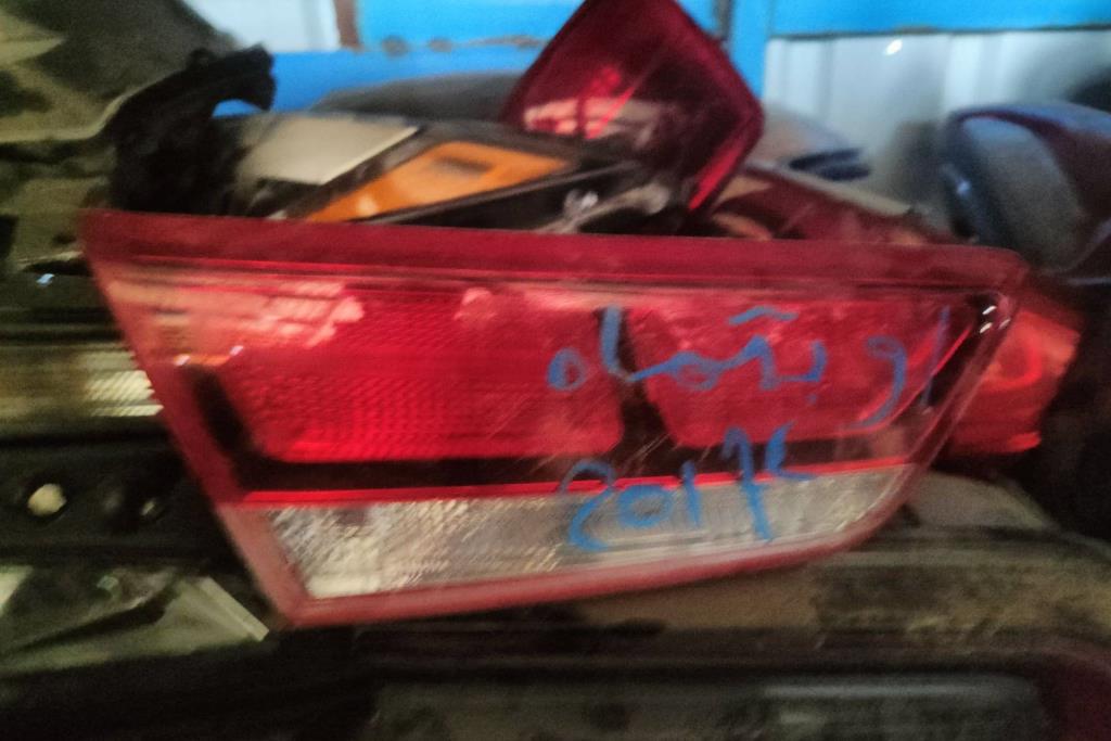 ضوء خلفي يمين شمال كيا اوبتيما 2017