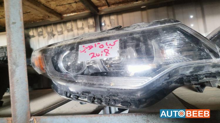 ضوء امامي يمين شمال كيا اوبتيما 2018