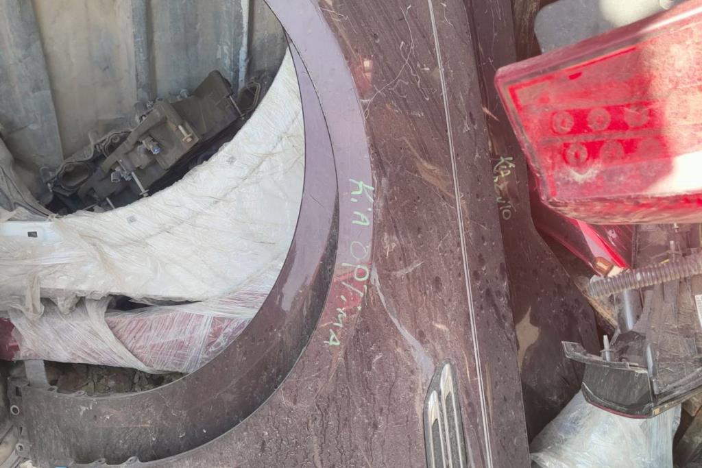 جناح أمامي لنكولن ام كي زد 2020 2021