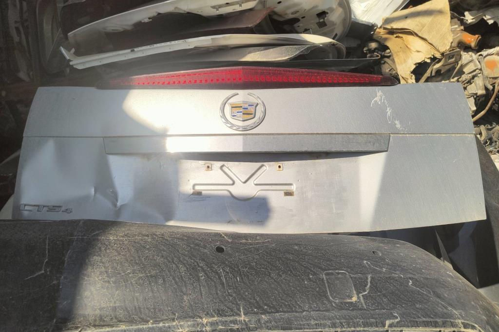 غطاء خلفي كاديلاك سي تي اس 2008 2009