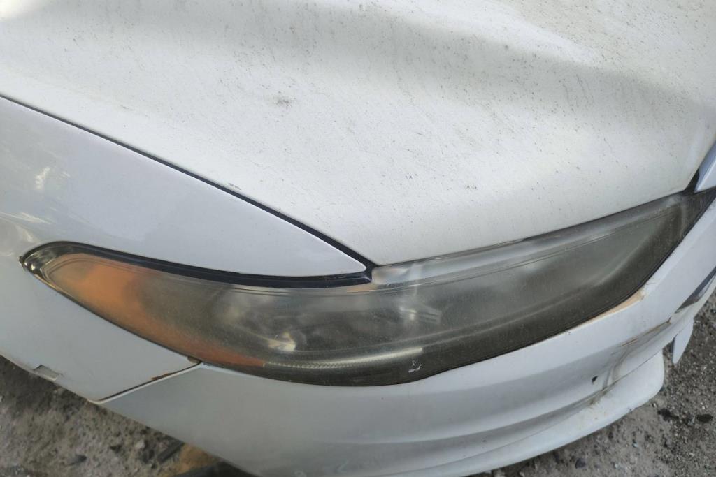 ضوء امامي يمين فورد فيوجن 2018 2019