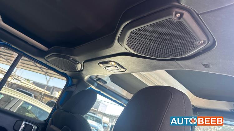 جيب رانجلر 2021