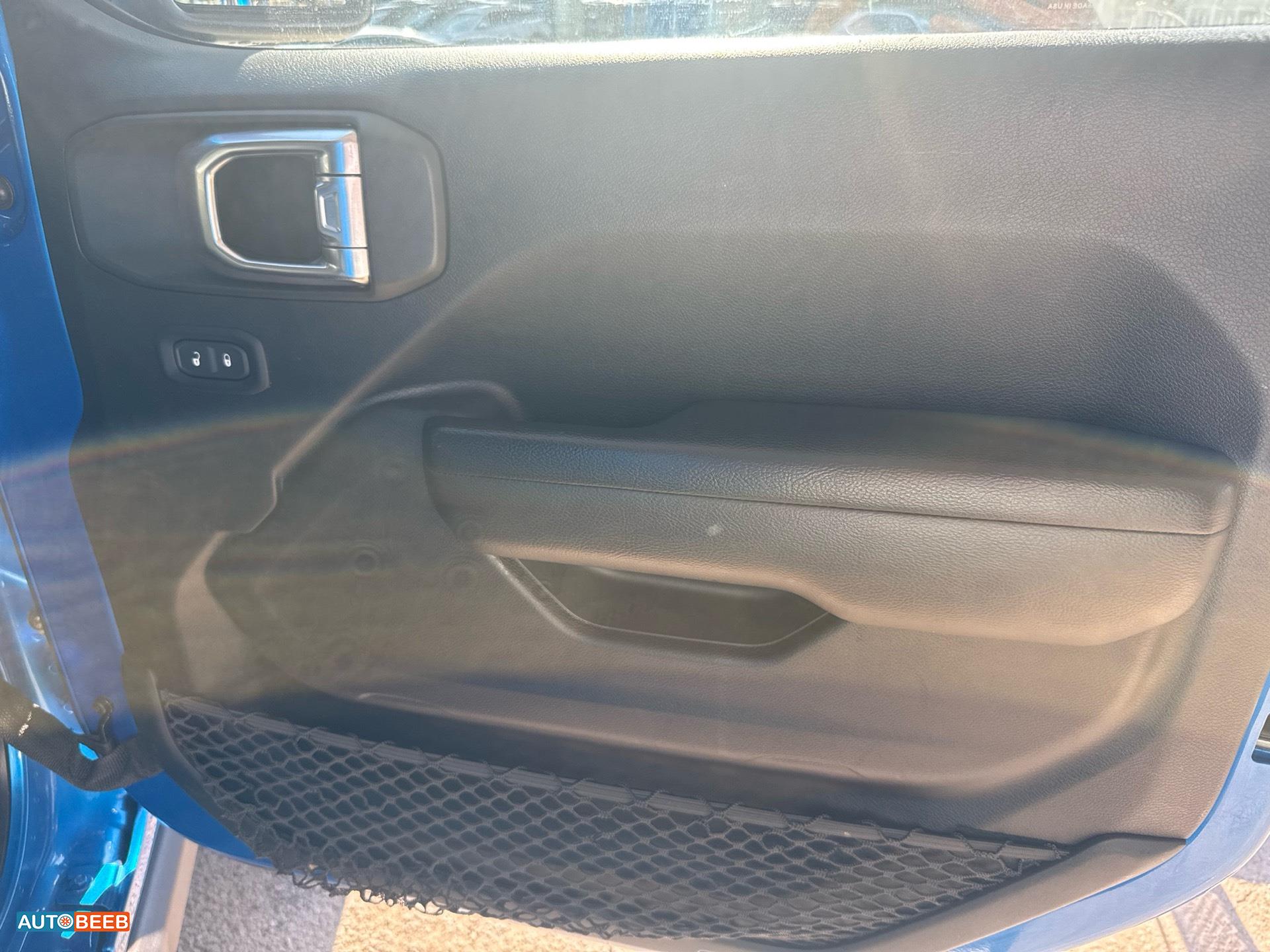 جيب رانجلر 2021