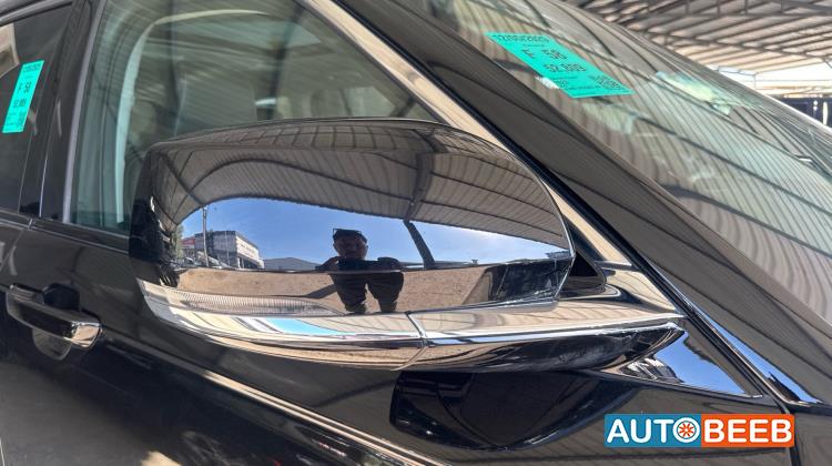 جيب جراند شيروكي 2023