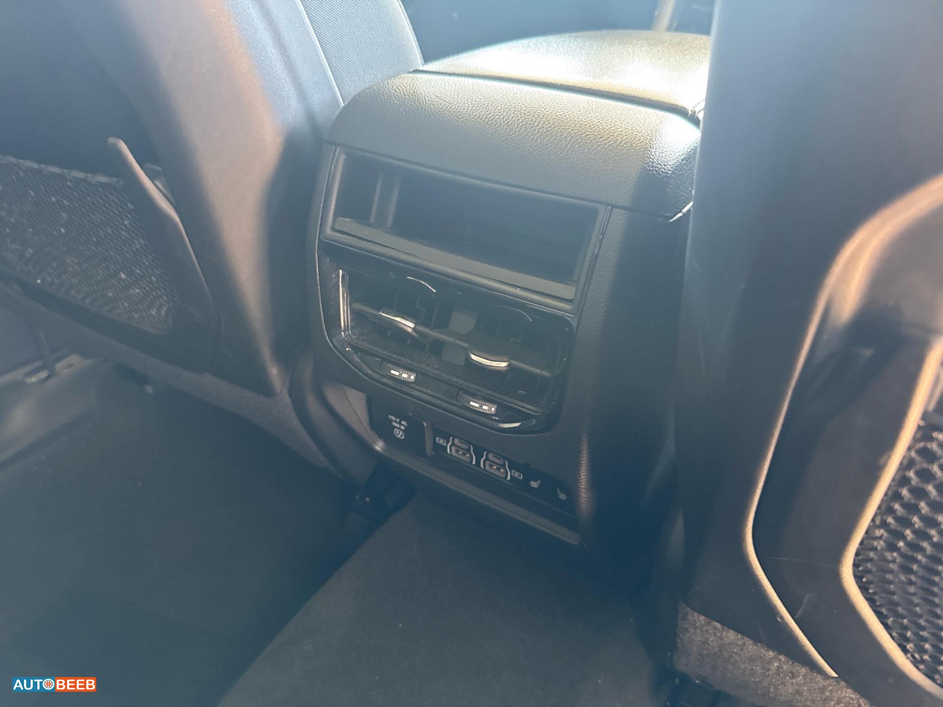 جيب جراند شيروكي 2023