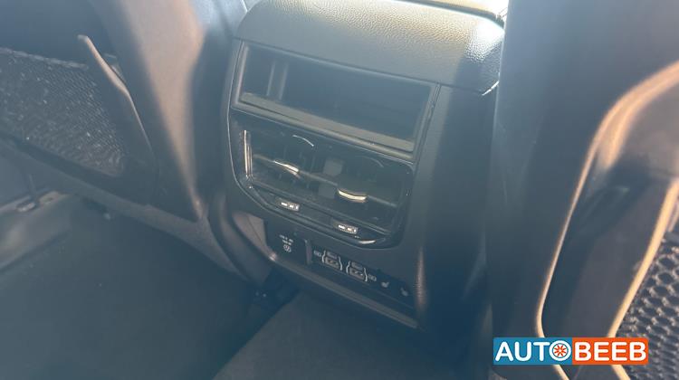 جيب جراند شيروكي 2023