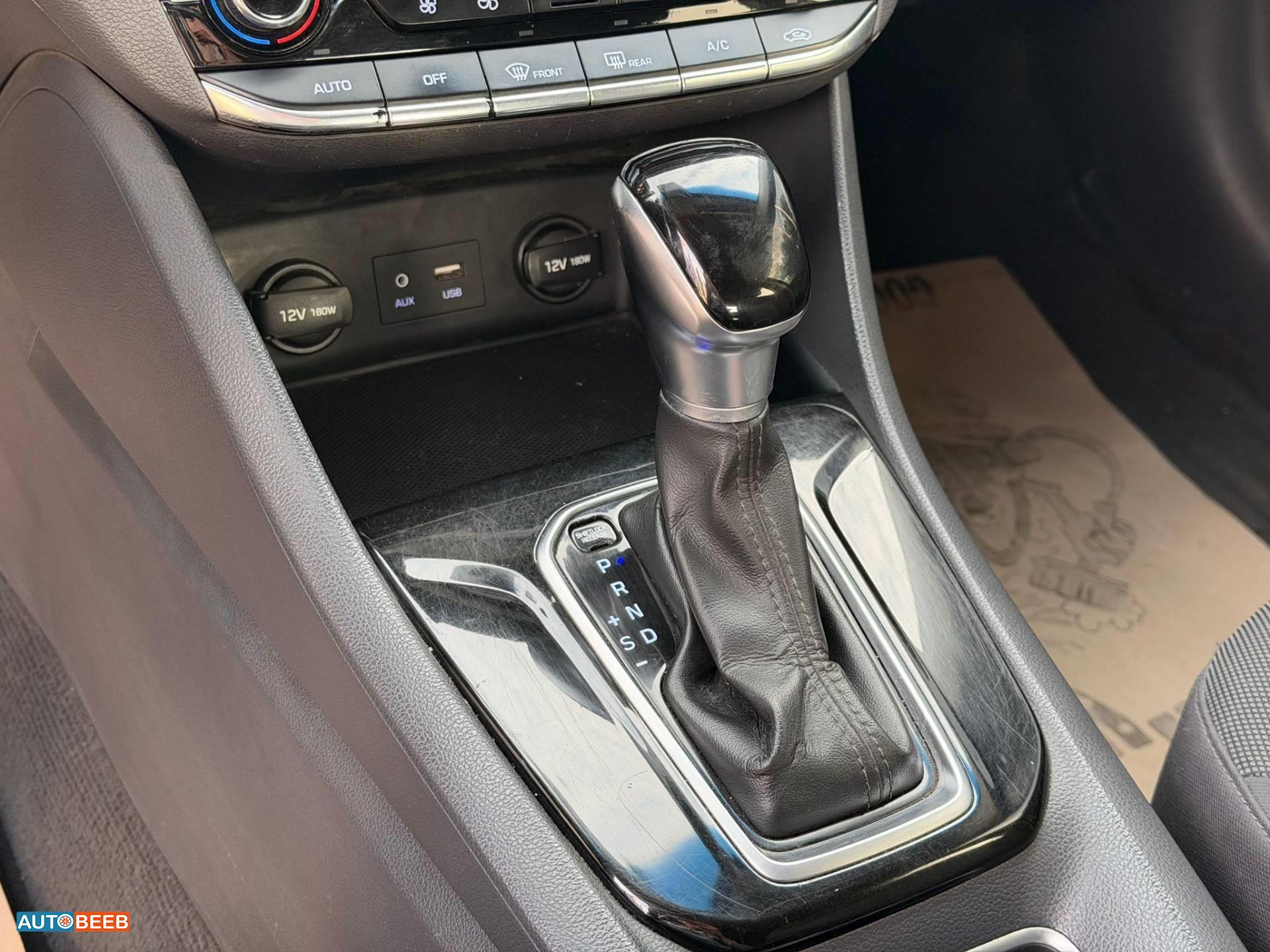 هيونداي ايونيك 2018