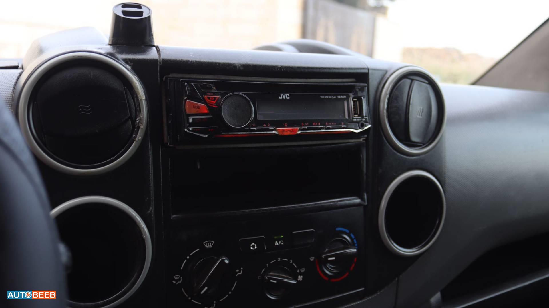 بيجو بارتنر 2015